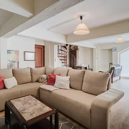 The Beauty Of Simplicity * Gondifelos