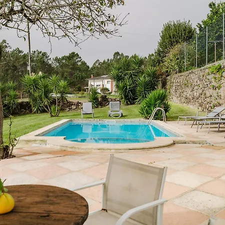Villa The Beauty Of Simplicity Gondifelos